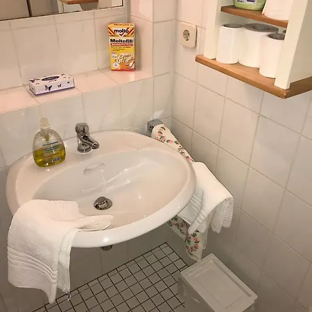 A&s Bonnerstr. 62